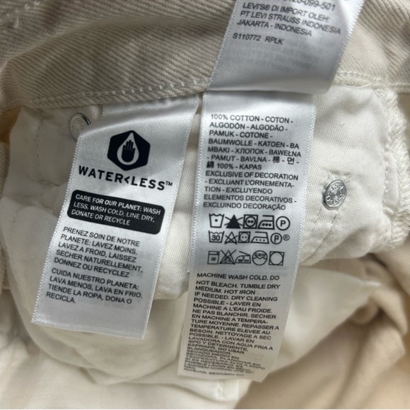 NWT Levi’s Low Pro Women’s Jeans - Picture 14 of 15